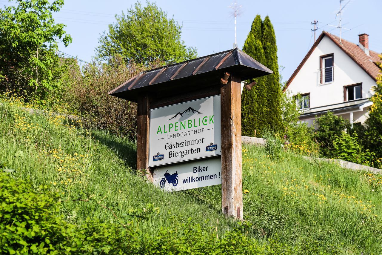 Landgasthof Alpenblick An Der Wutachschlucht Suedschwarzwald 로핀겐 외부 사진